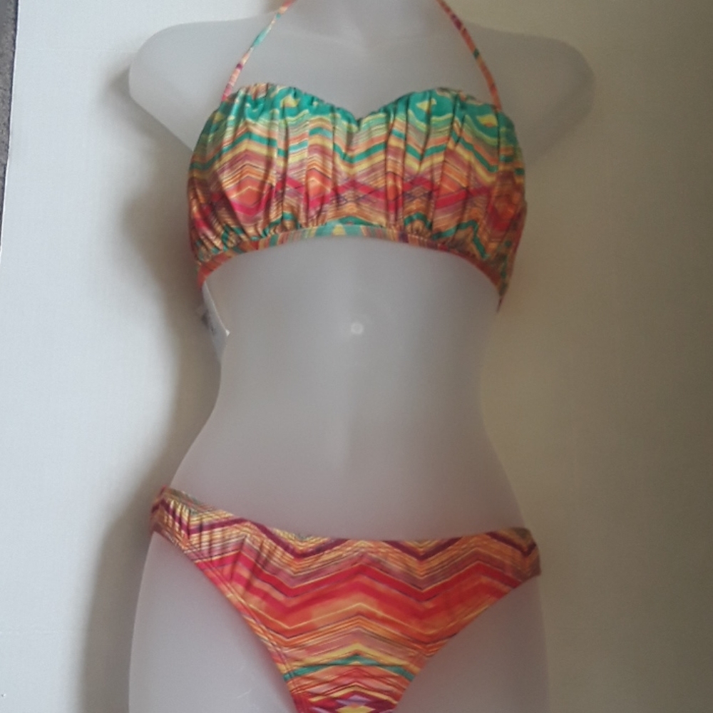 *O'Neill New Multicolor Chevron Print Halter Top w/Cheeky Bikini Bottom Set A5